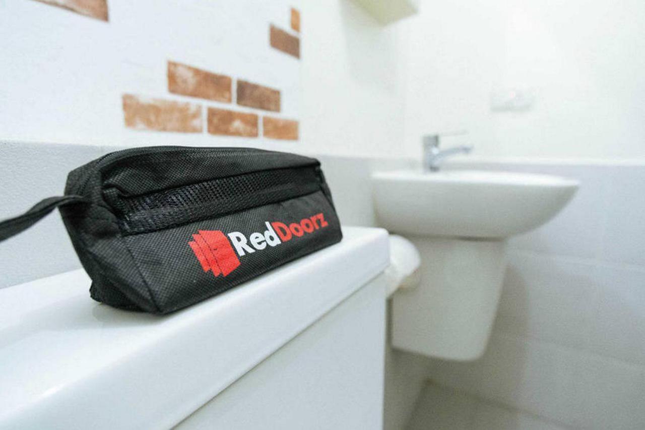 Reddoorz Plus At Panorama Villas Batu Batu  Exterior photo